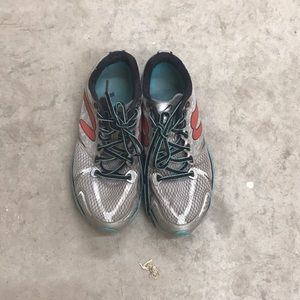 Newton Women’s Tennis Shoes